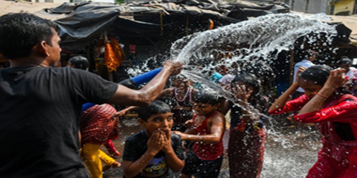 How is heat risk situation arising due to extreme heat affecting India?